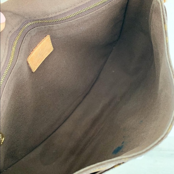 Louis Vuitton Monogram Menilmontant PM Bag - Picture 5 of 9